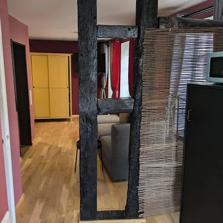 Altstadt Apartment, Historisch Und Saniert Apartment Detmold